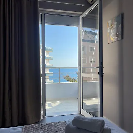 Appartamento Erano *