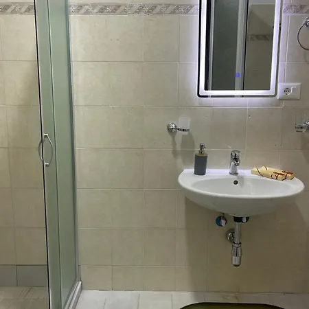 Apartment Erano *